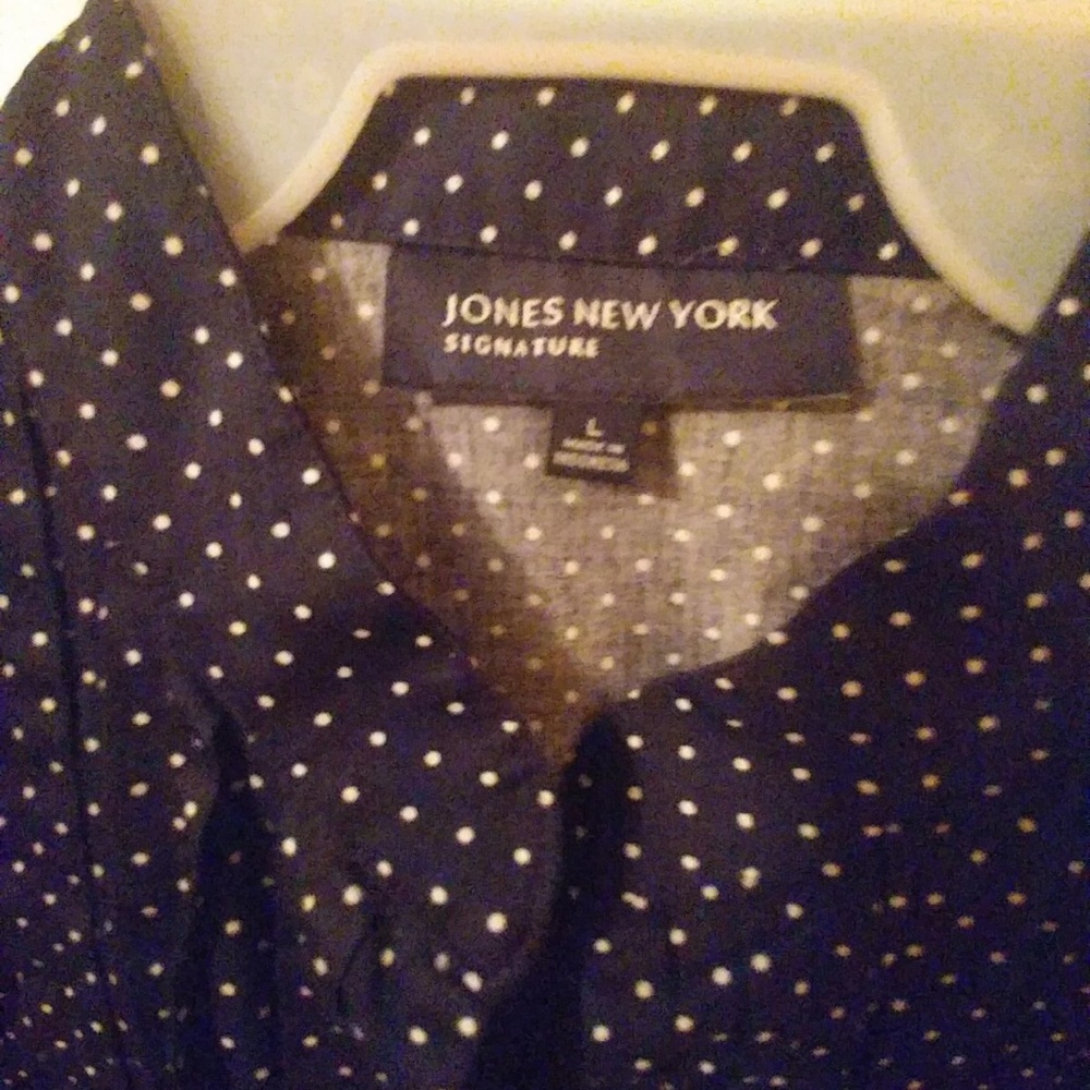 Top - Picture 2 of 2